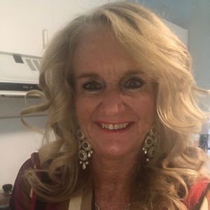 Meet your Posher, Patti